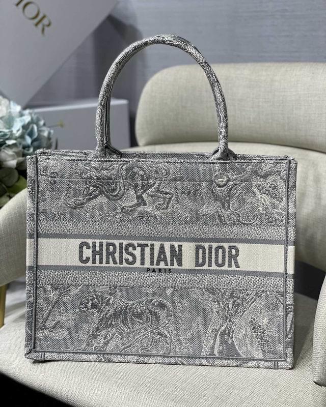 DIOR Handbags 89